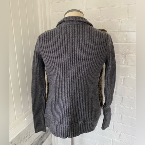 Tommy Hilfiger faux fur front sweater - Picture 6 of 6